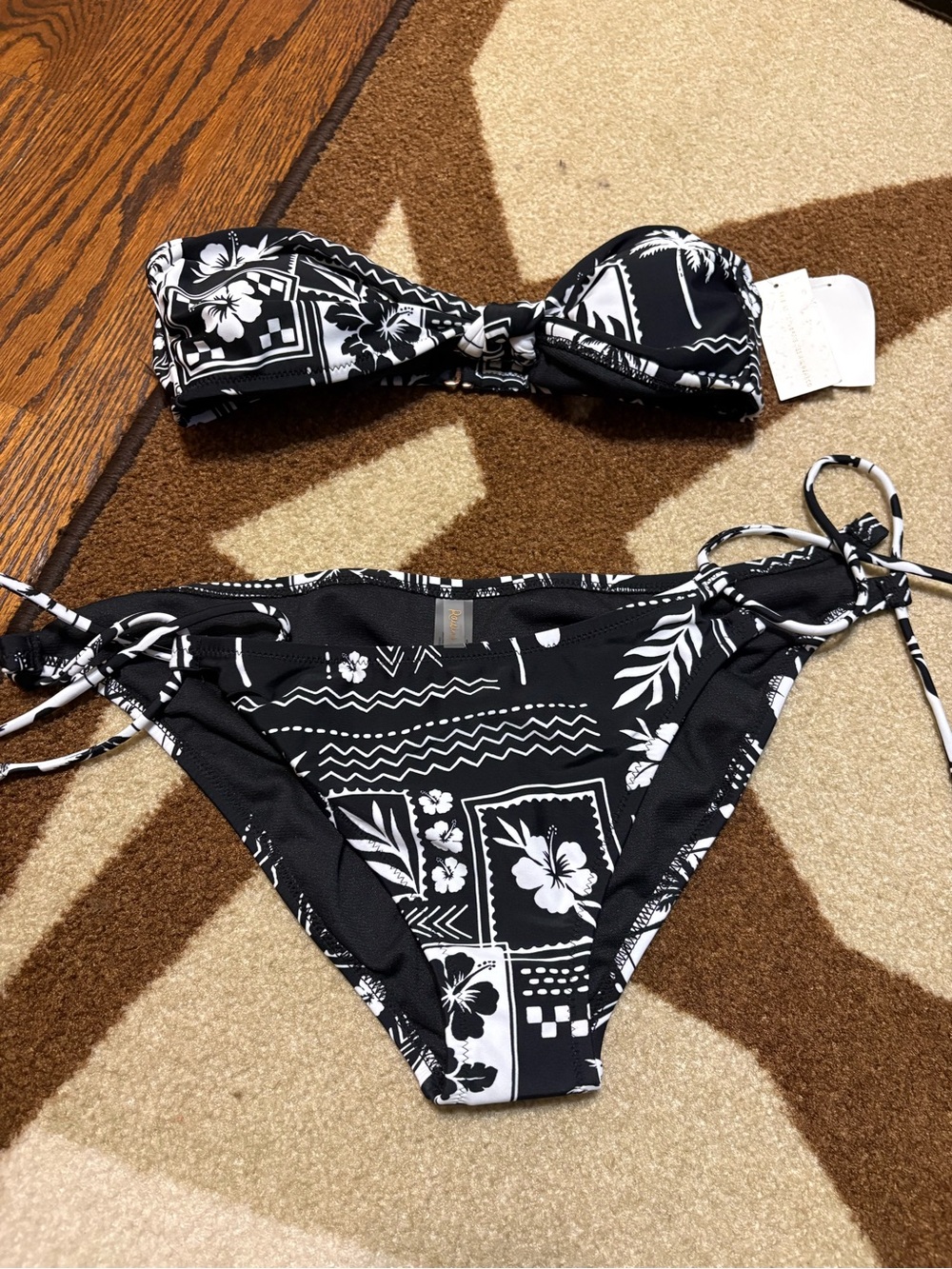 Raisins- Bikini Set new
